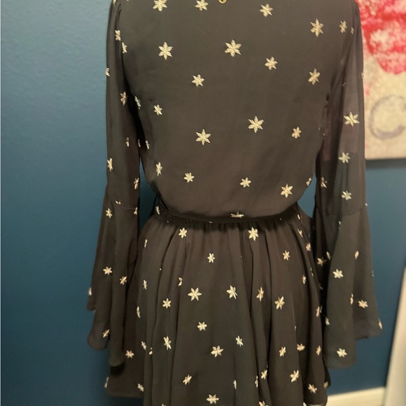 Lovers and Friends Black Star Patterned Dress S - Picture 5 of 7